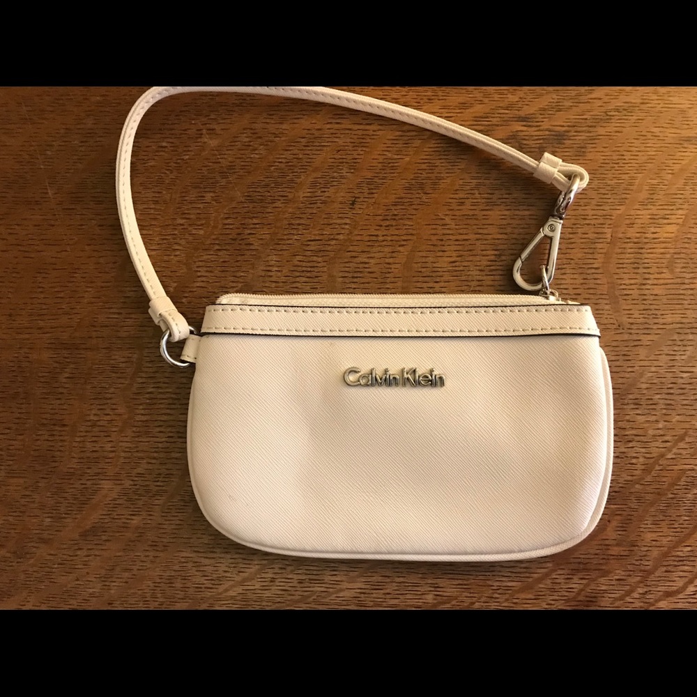 Calvin Klein white leather wristlet wallet clutch